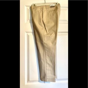 NWT Women’s Chico’s So Slimming Capri Cropped Ankle Pants Size: 1 (M/Size 8)
